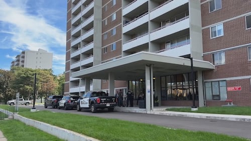 Homicide unit investigating after woman found dead in Burlington apartment, suspect in custody