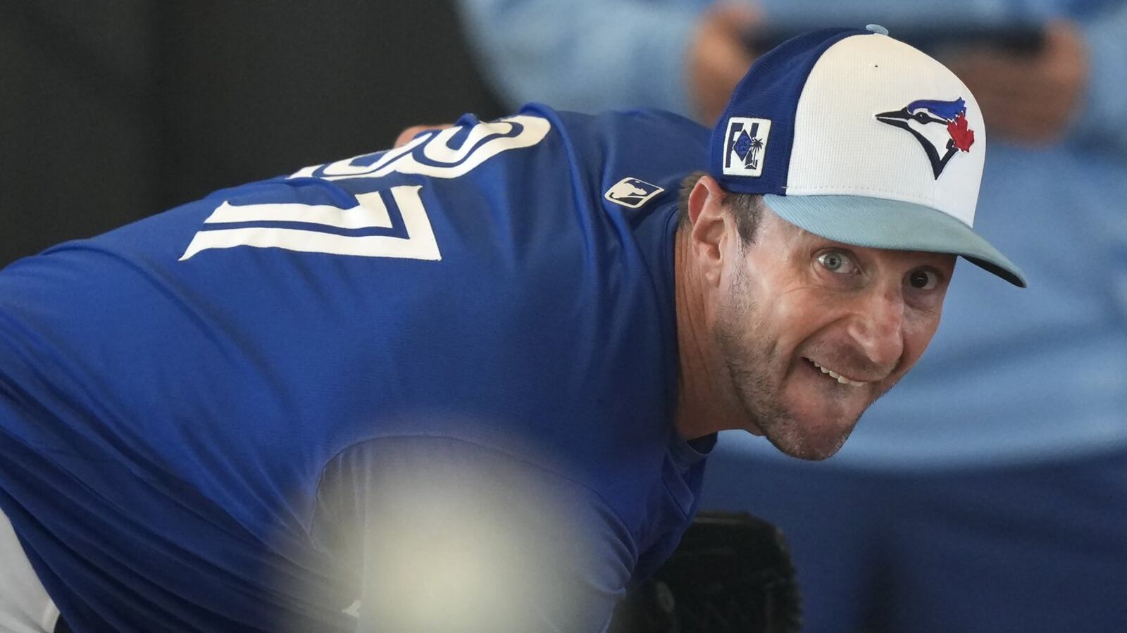 Max's Pitcher Toronto Blue Jays top Cardinals 3-2, Scherzer strikes out four in two ...
