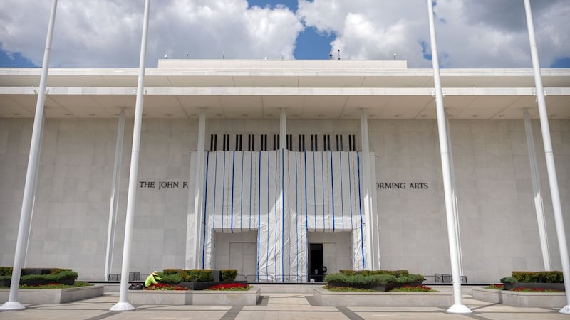 U.S. Kennedy Center board to vote on whether to close for 2 years