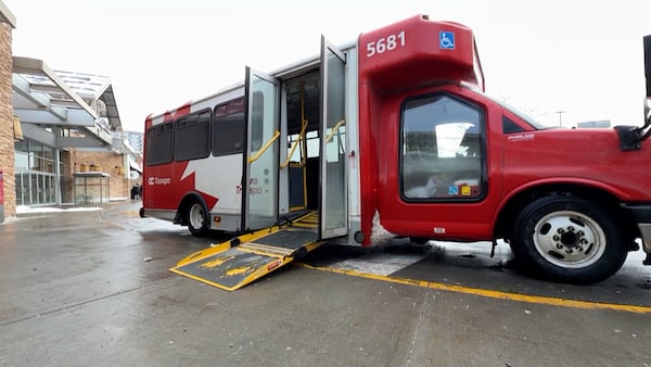 Para Transpo users say system not meeting their needs