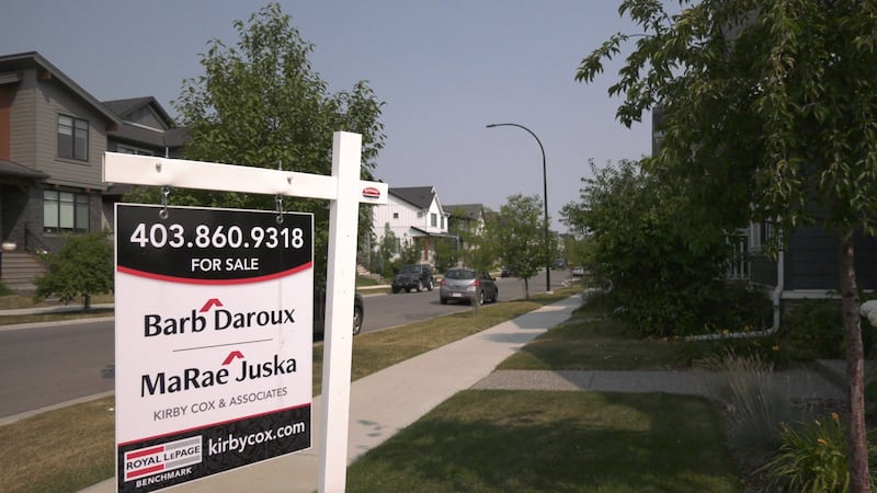 Calgary housing market favouring buyers as home supply rises: report