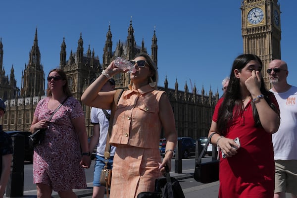 Safety warnings as nine die in water during U.K. heatwave