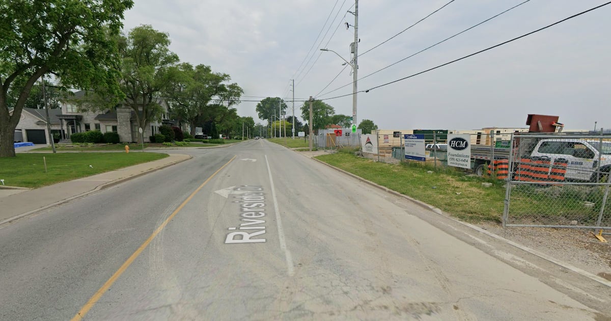 Riverside Drive East lane closures