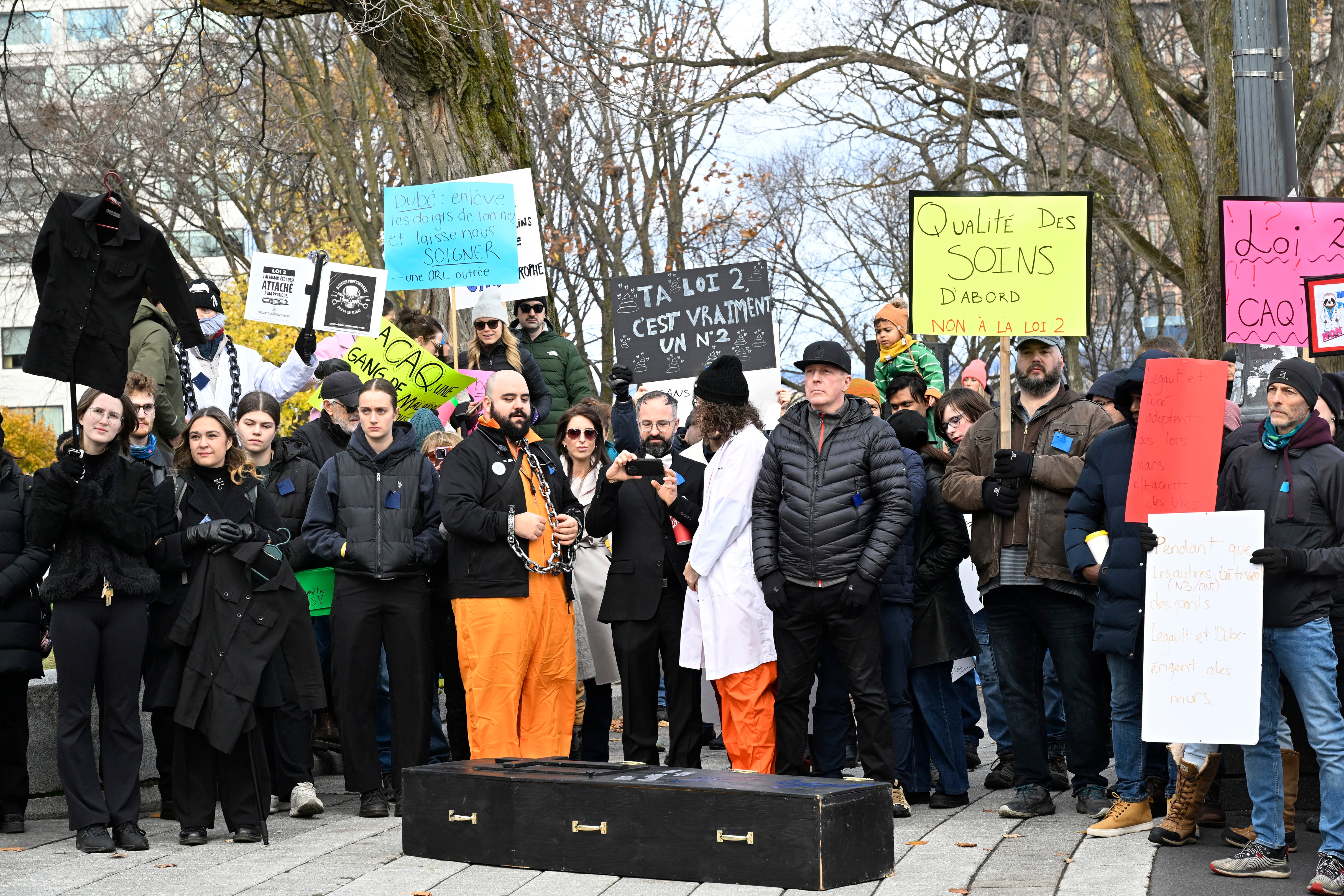 Quebec family doctors voting on new deal after province backtracks on refor