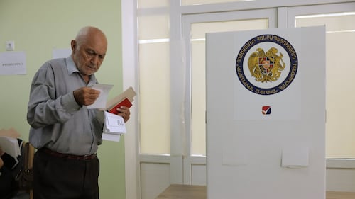 Armenians go to the polls under Russian pressure aimed at preventing a drift toward West