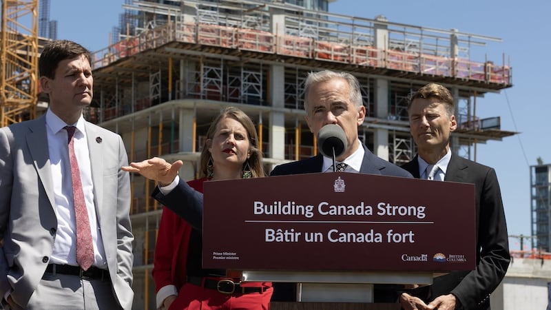 B.C.’s multibillion-dollar MOU with feds retains northern tanker ban