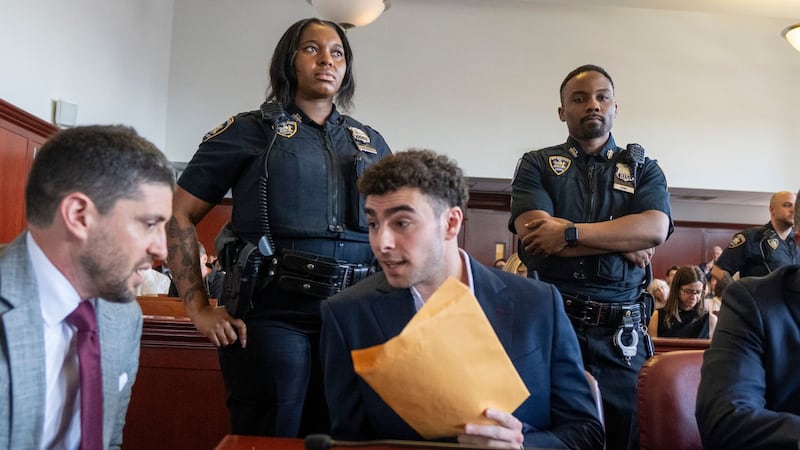 Luigi Mangione’s lawyers reverse course, say they won’t pursue a psychiatric defence