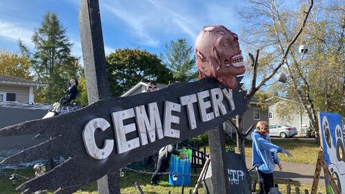 The Halloween display outside of Kevin Whittaker's haunted house decorations. (CTV/Derek Haggett)
