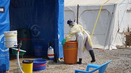 Ebola death toll in Congo rises to at least 930, including dozens of health workers