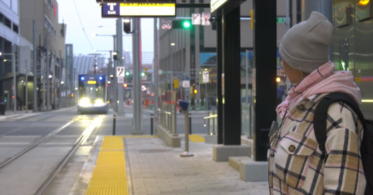 Electrical issues cause problems for Valley Line LRT passengers