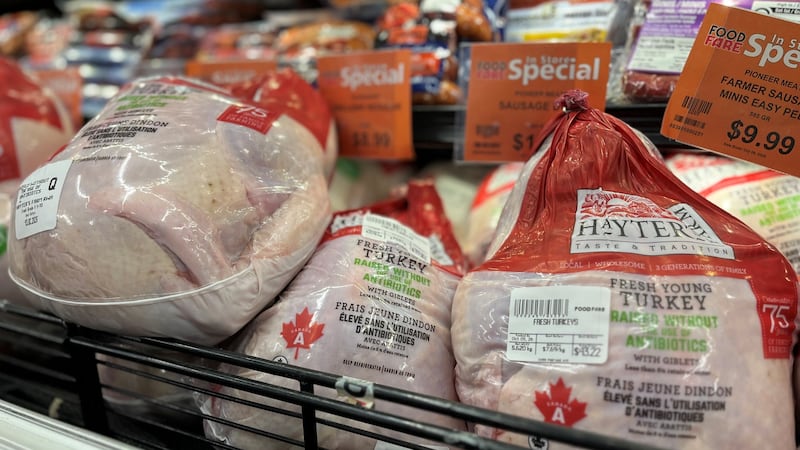 Winnipeg grocers look to ease Thanksgiving sticker shock