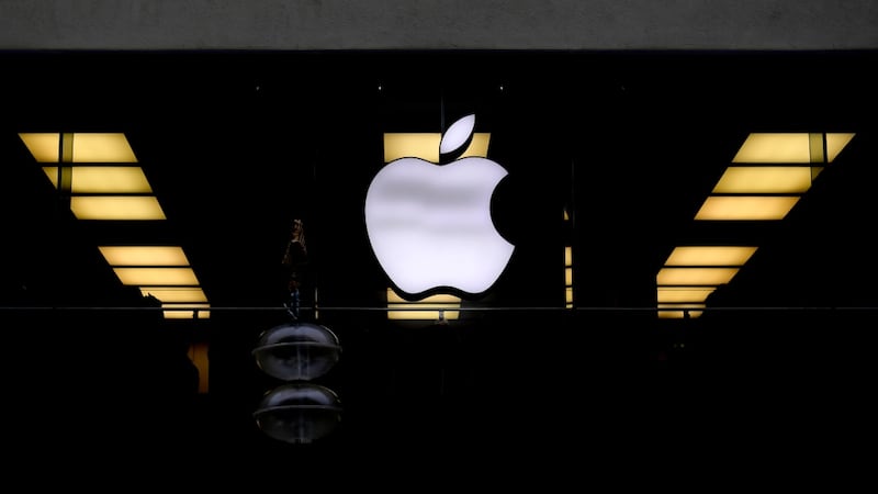 Apple changes Lake Ontario name to ‘Lake America’ for U.S. users of its Maps, following Trump’s order