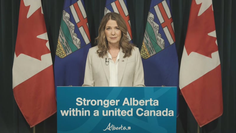 ‘Deep hole’: Poll finds Albertans want UCP to refocus on affordability, health care