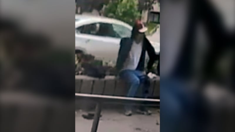 Man stabbed in downtown Sudbury; suspect at large