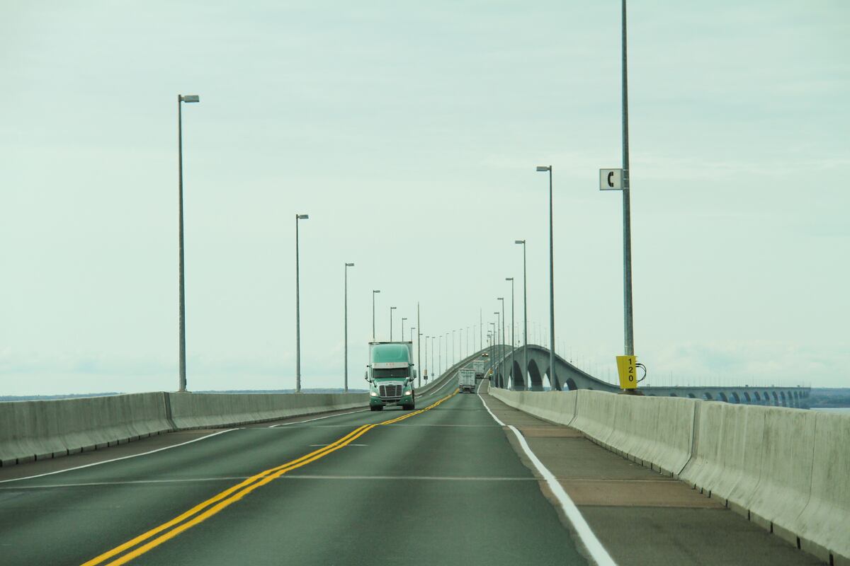 Confederation Bridge Resurfacing, Its Largest Since 1997, Begins Saturday