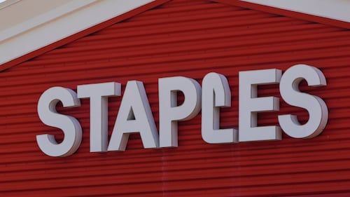 Ontario elementary teachers can buy classroom supplies from Staples using $750 spending cards
