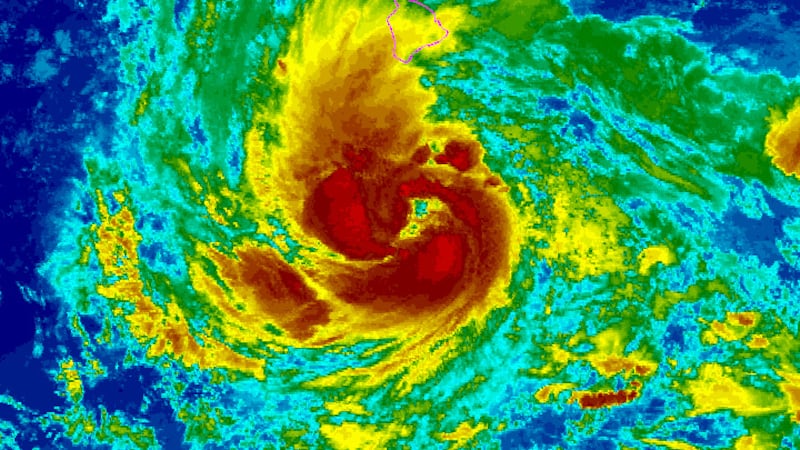 Hurricanes in the Pacific threaten Hawaii and Mexico with floods and high surf