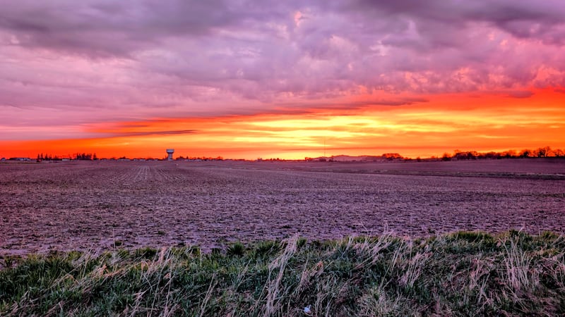 From heat warnings to frost advisory in southern Ontario