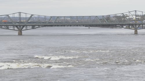 Ottawa River reaches plateau in Ottawa-Gatineau area