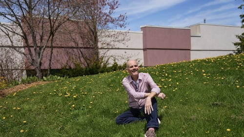 'It's infectious': Optimism a priority for Ontario town's chief positivity officer