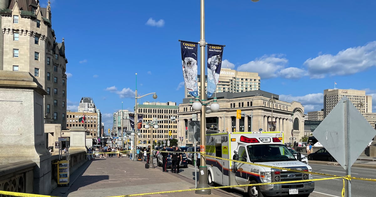 Violent Altercation Leaves Man Injured Near Fairmont Chateau Laurier in Ottawa