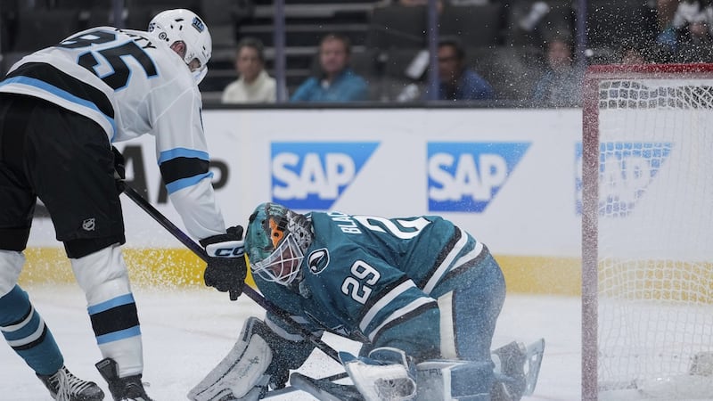 Oilers sign Finnish forward Aku Raty to one-year, two-way contract
