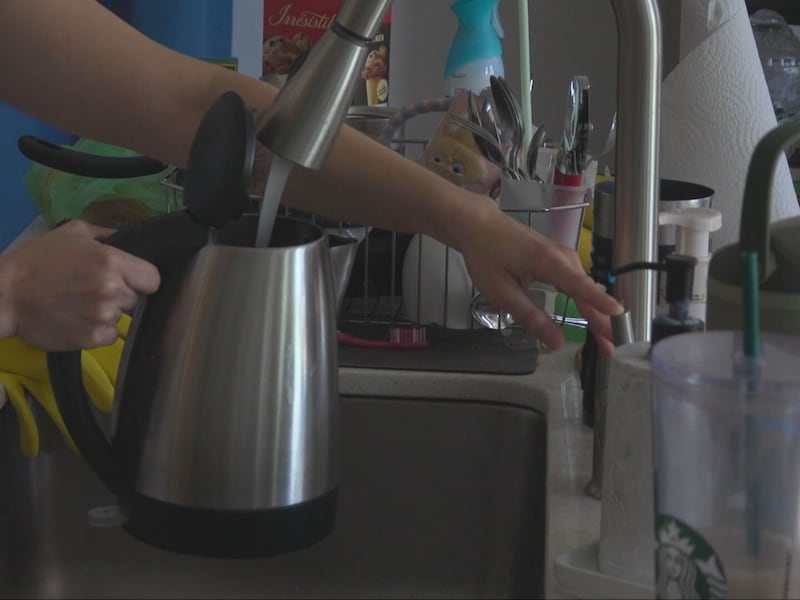 Lachine condo residents without hot water for 20 days and counting