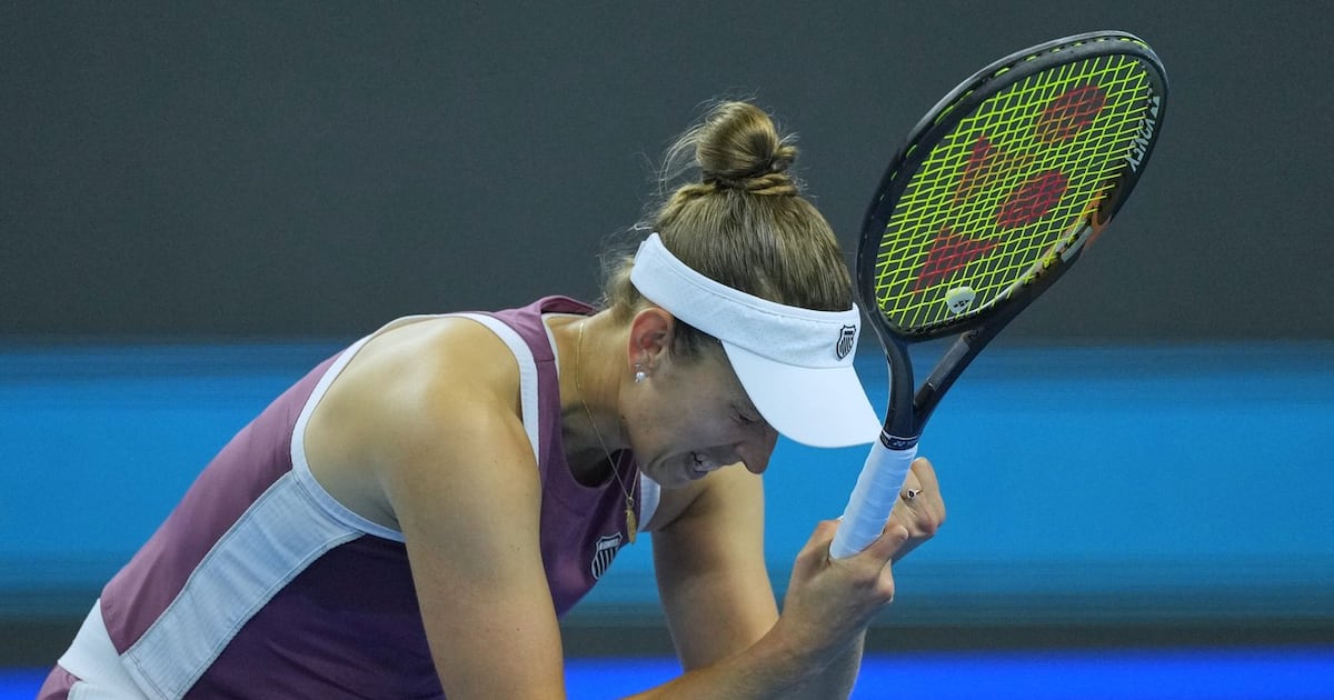 Elise Mertens besiegt Iga Swiatek und erreicht das Halbfinale der China ...