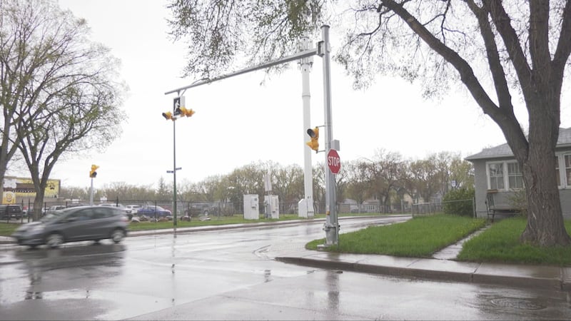 Regina police looking for weapons assault suspect: Crime Stoppers