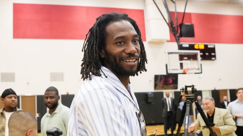 Toronto Raptors put Kawhi Leonard trade on hold pending NBA investigation