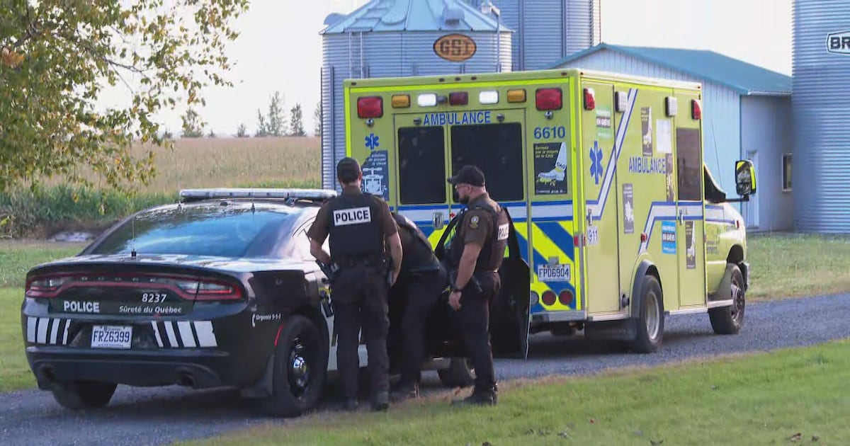 Helicopter crashes on South Shore of Montreal leaving 4 dead - CTV News