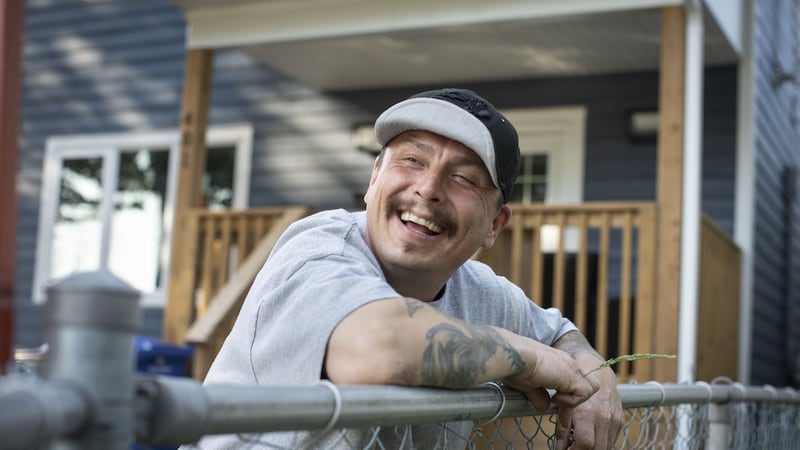 An eroding Winnipeg neighbourhood looks to new foundations