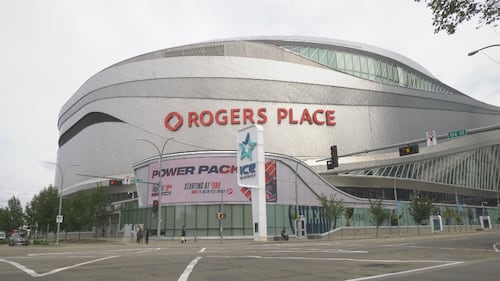 Strong start, smaller crowds: Oilers still searching for sellouts