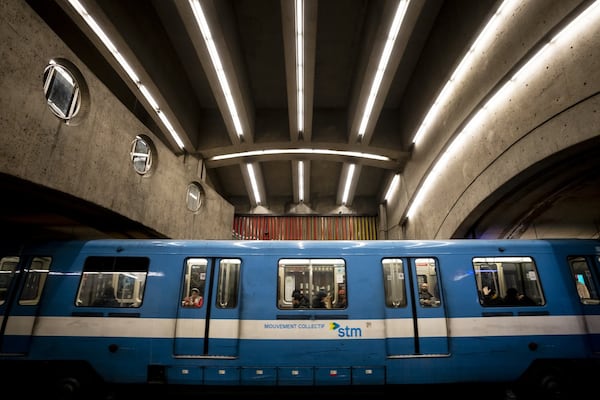 Suspected gas leak, altercation in Montreal Metro stalls service