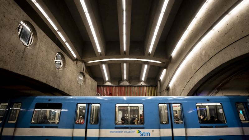 Suspected gas leak, altercation in Montreal Metro stalls service