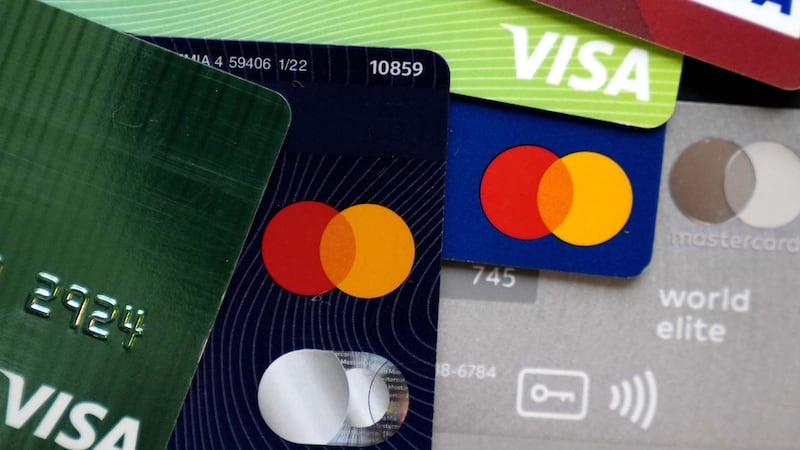 3 charged with credit card thefts from fitness facilities in Edmonton, Ontario and Manitoba
