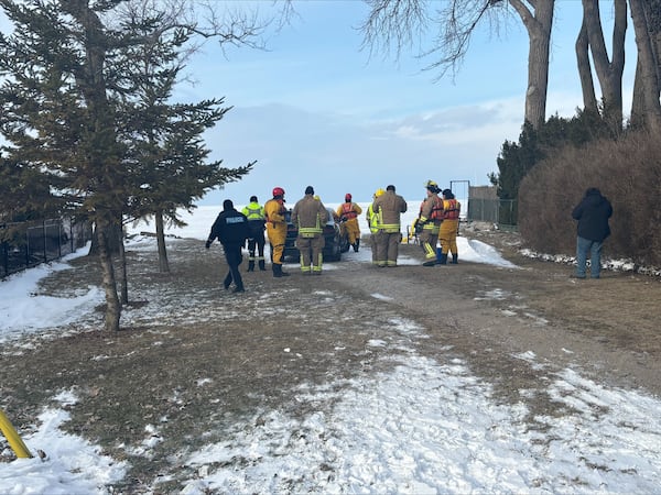 Ice rescue on Lake St. Clair: First responders deploy a helicopter