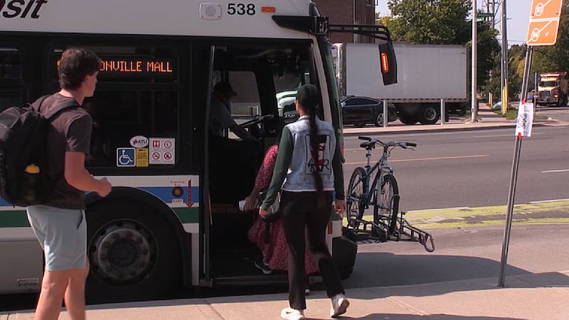 Consultant’s $133K report steers council back to supporting arms-length London Transit