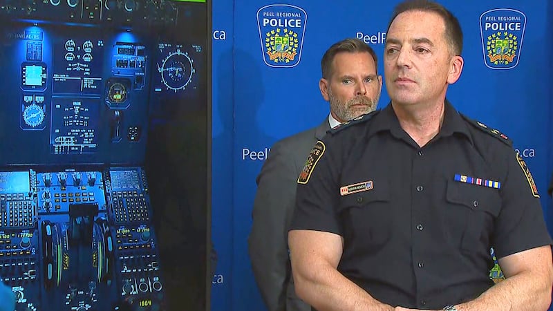 BREAKING: Former Air Canada pilot arrested after allegedly flying with ‘counterfeit’ licence: police