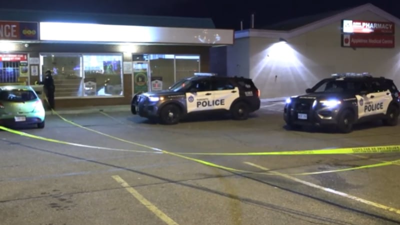 Stabbing in Rexdale leaves 1 man with life-threatening injuries