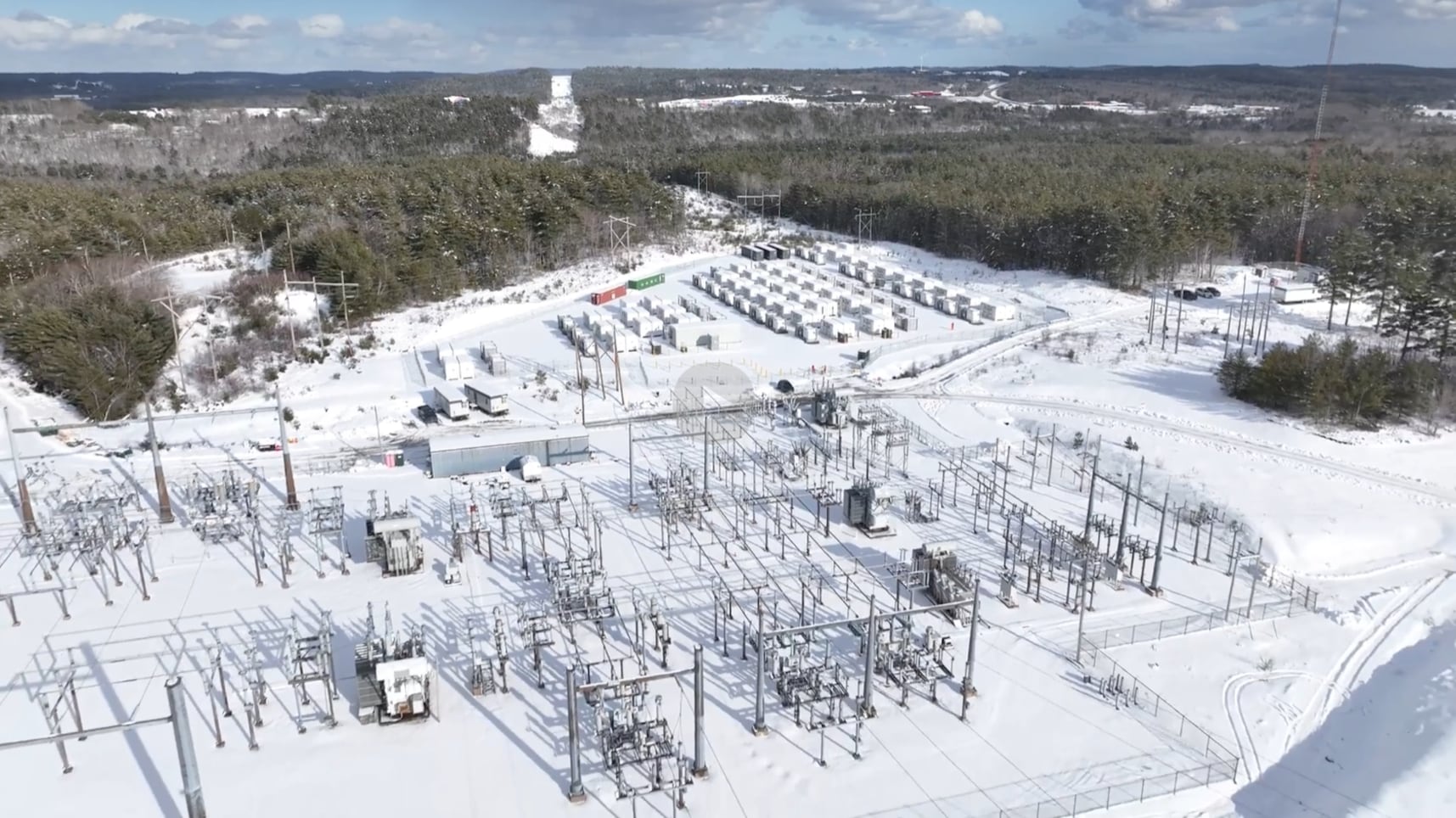 Nova Scotia Power’s grid scale battery facility in Bridgewater, N.S., is pictured. (Source: Nova Scotia Power)