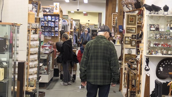 Antiques mall opens in St. Jacobs in same location as former antiques market