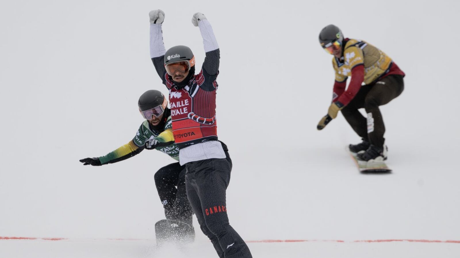 Canada wins World Cup bronze in men’s snowboard cross