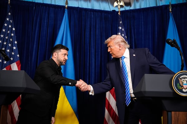 Trump says Ukraine, Russia closer to peace, but ex-U.S. ambassador sees ‘zero indication’ from Moscow