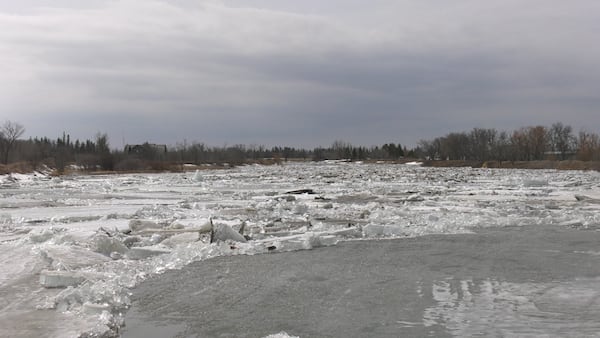 ‘We’re monitoring’: Communities in Manitoba’s Interlake region prepare for potential flooding