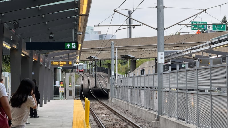 O-Train operating on 1 track between Hurdman and uOttawa stations