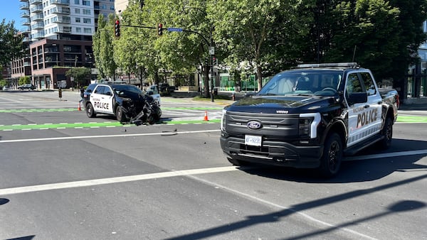 No serious injuries after 2 police vehicles collide in B.C. capital