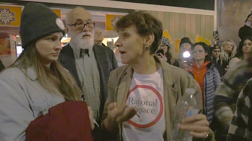 Controversial former Calgary professor arrested for trespassing in Lethbridge