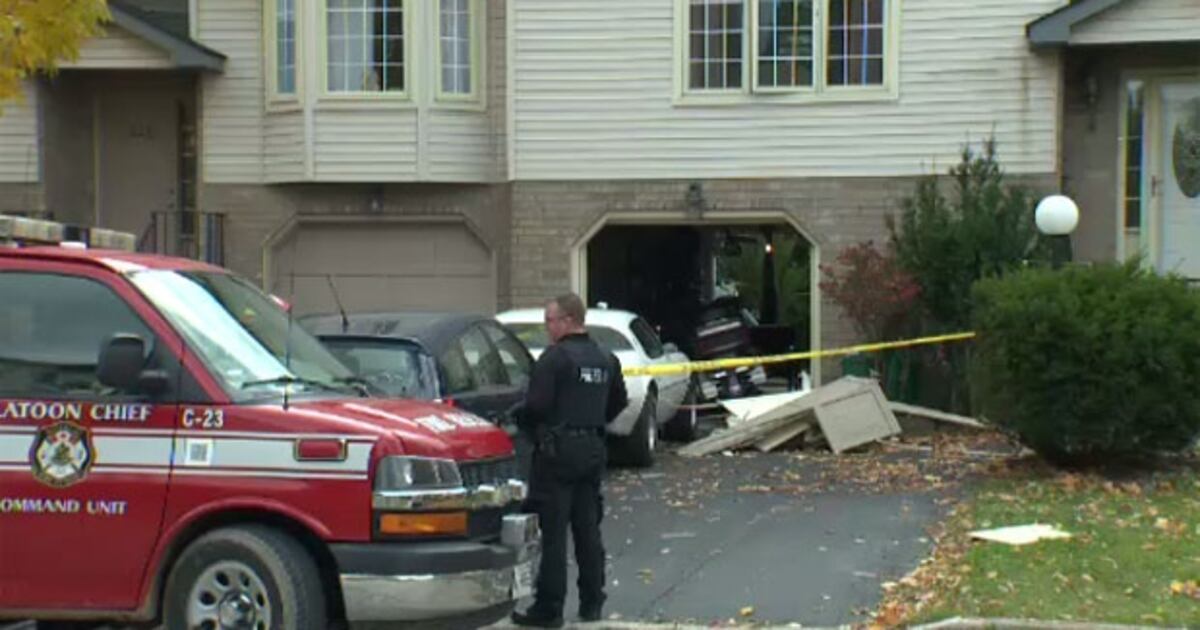 Waterloo House Exploded Explosion at Waterloo home causes garage doors to be blown out