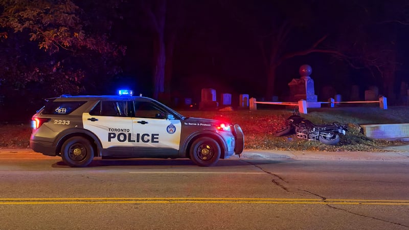 Man in his 30s hospitalized after motorcycle crash in Etobicoke